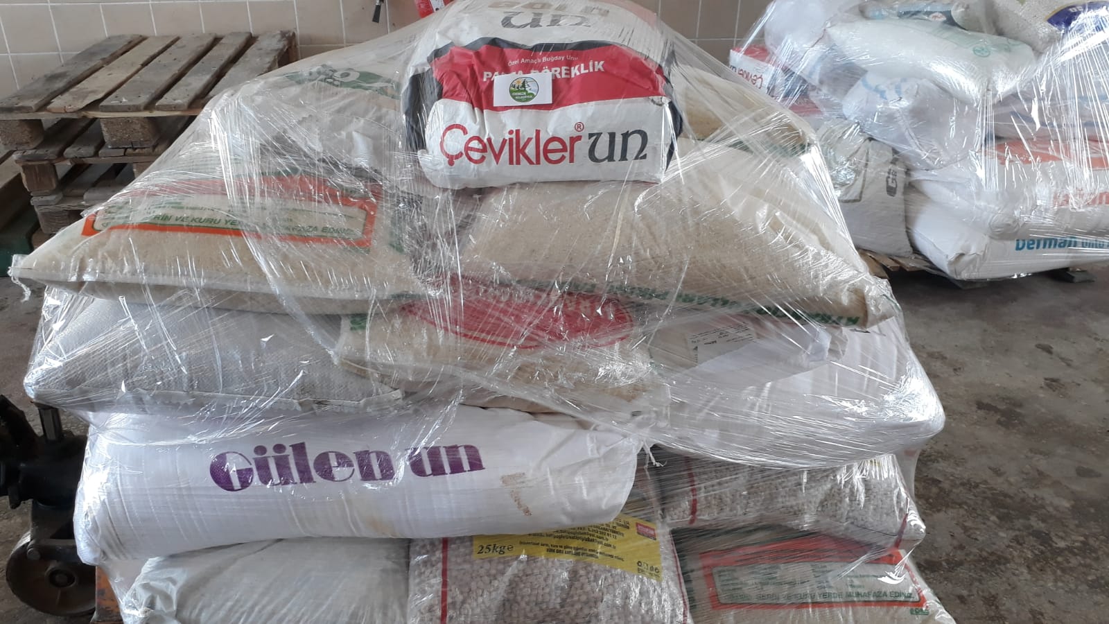 YARDIMLAR ELAZI� VE MALATYA�YA ULA�TI