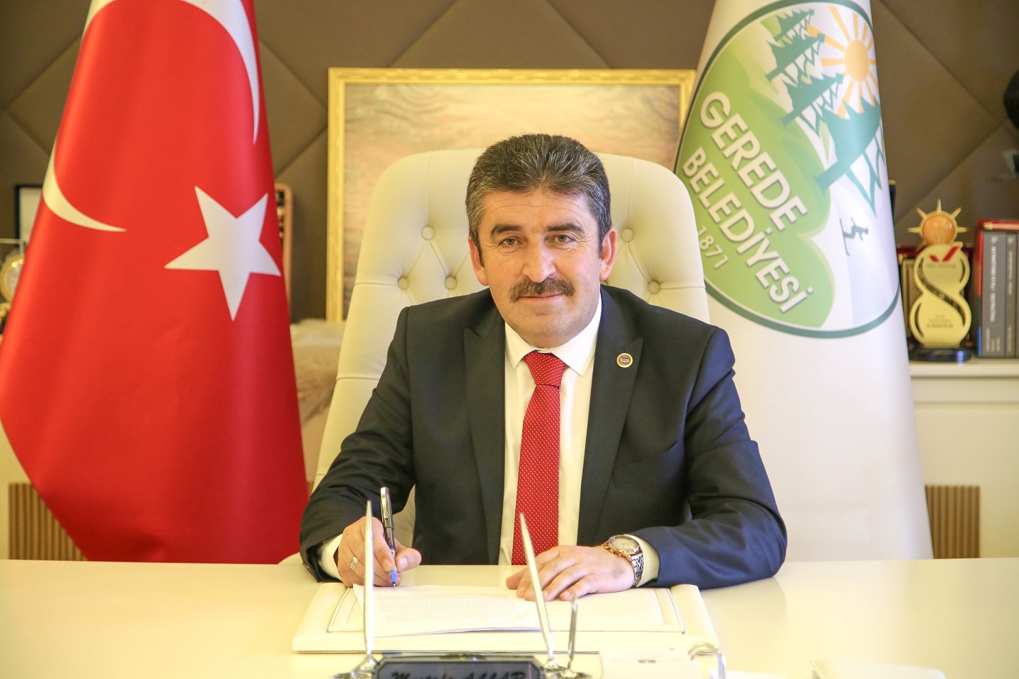 EVDE KAL GEREDEM