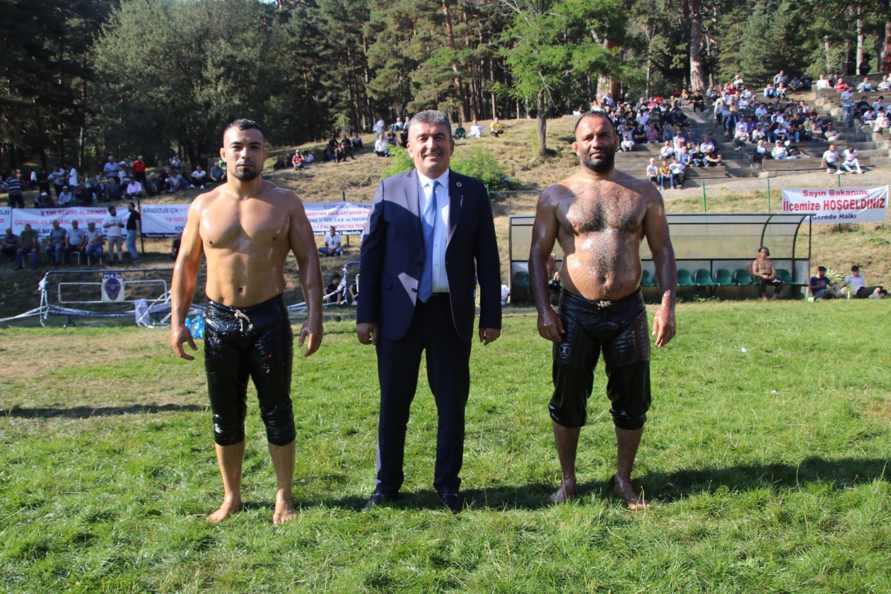 GEREDE ESENTEPE BA�PEHL�VANI "YUSUF CAN ZEYBEK"