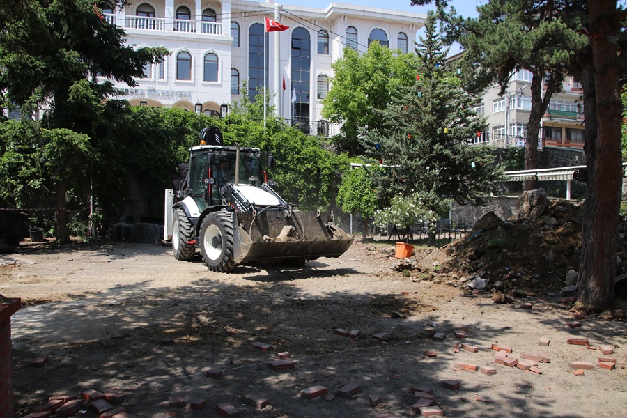 GEREDE BELED�YESݴNE A�T �AY BAH�ES�NDE �EVRE D�ZENLEMES� YAPILIYOR
